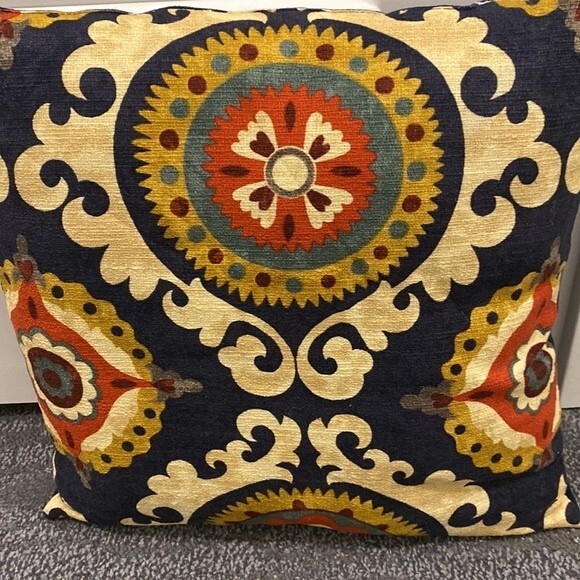 Moroccan BoHo vibe 15 in.² pillow woven pattern front solid dark blue in back - Picture 4 of 6
